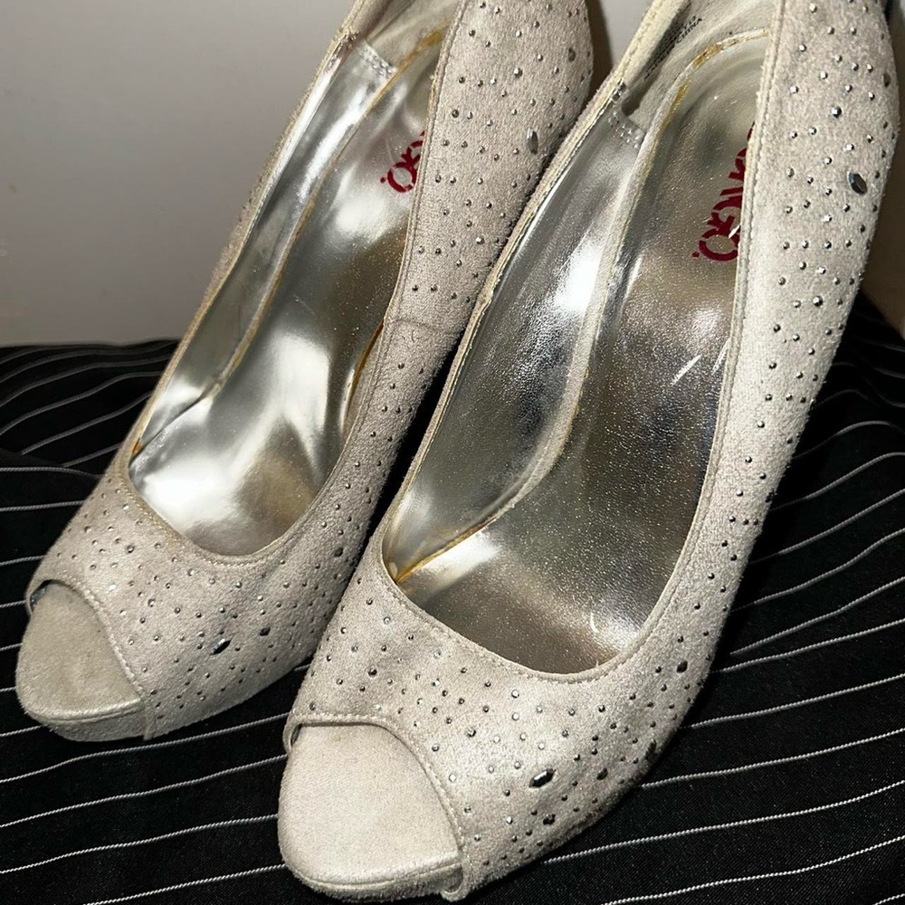 Bongo Heels with embellishment’s